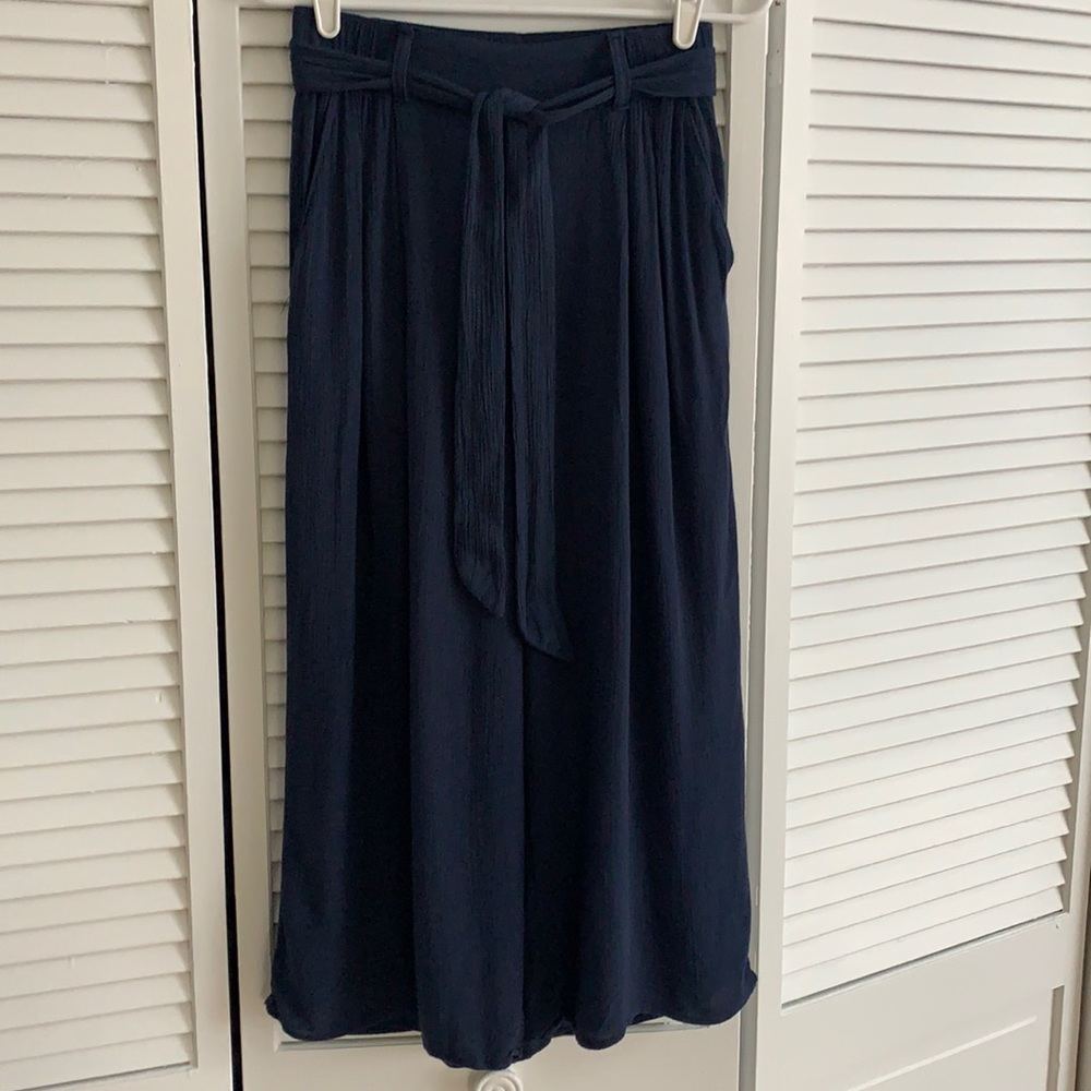 Hollister Capri Pants